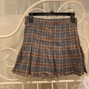 Plaid mini skirt